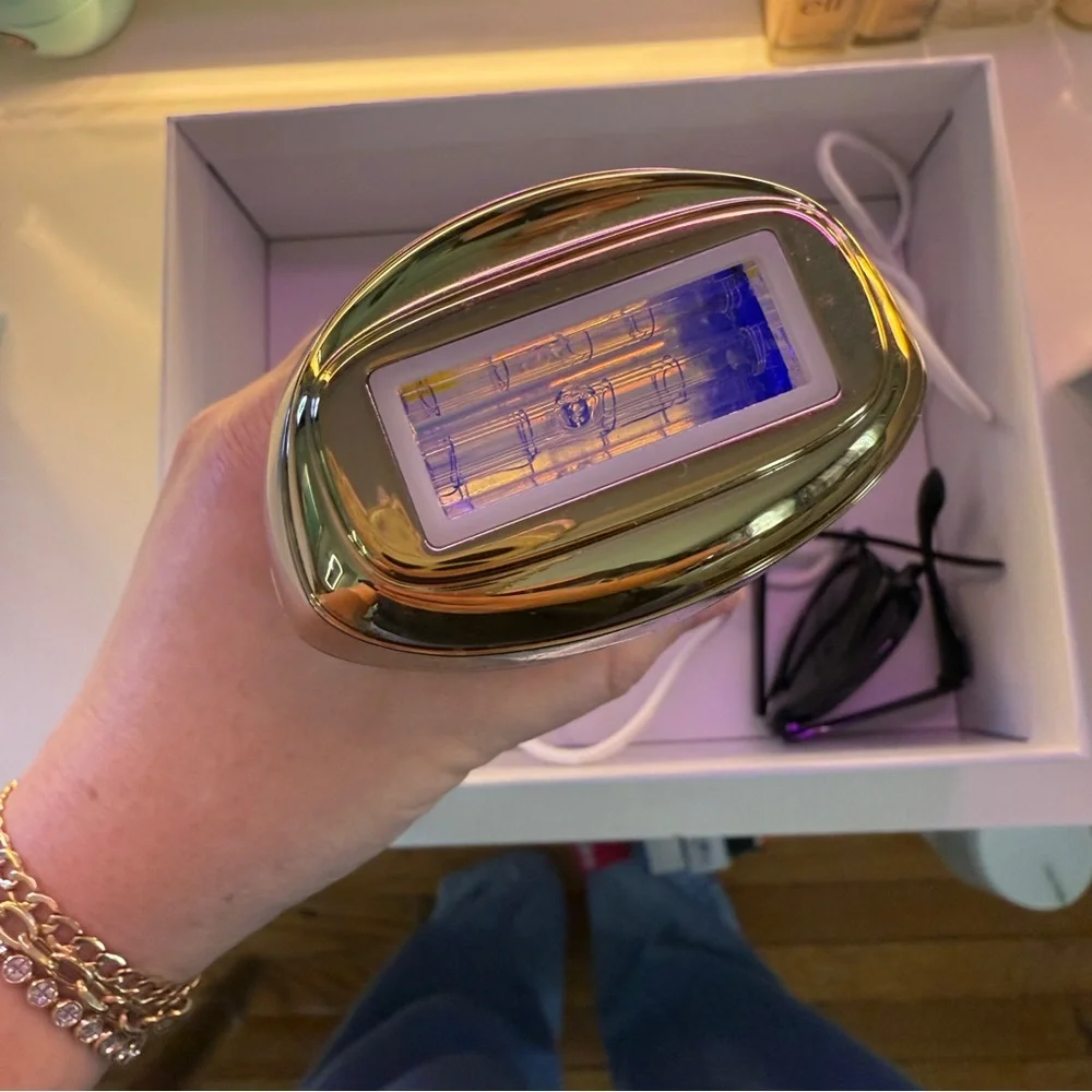 Pinkzio IPL Hair Removal Device